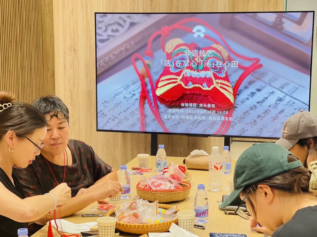 非遗体验拓展文化阵地，赋能文商旅融合