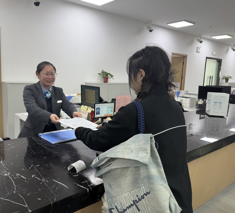 沟通连心 政务暖心 服务赢心