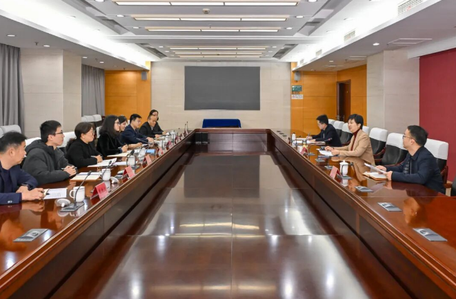 区领导调研纪检监察工作