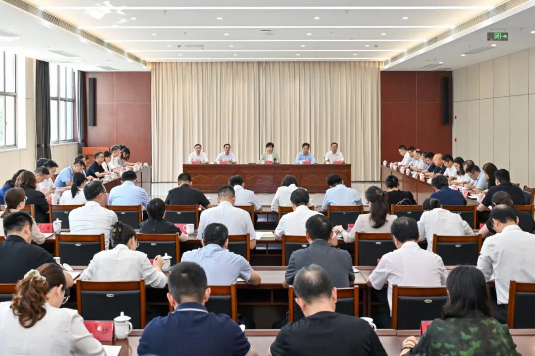 区委常委会暨区委党的建设工作领